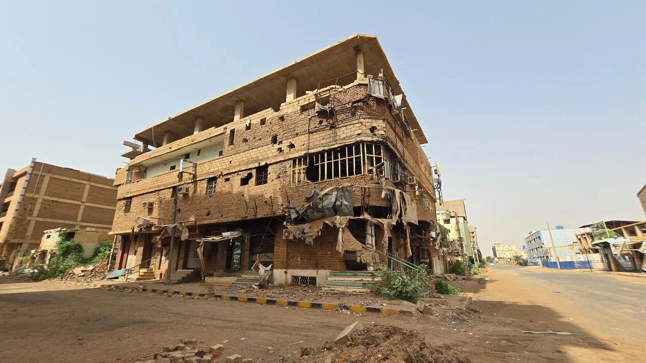 A view of a damaged building as basic healthcare services are gradually becoming accessible again for returning civilians and local residents as hospitals resume operations in Khartoum, Sudan, on August 6, 2026. (AA Photo)