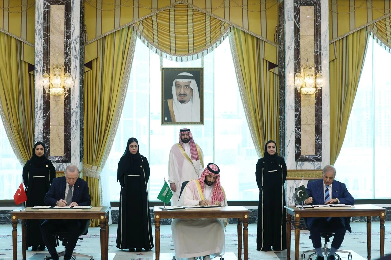 Ankara, Islamabad, Riyadh to form political, military mechanisms under defense pact