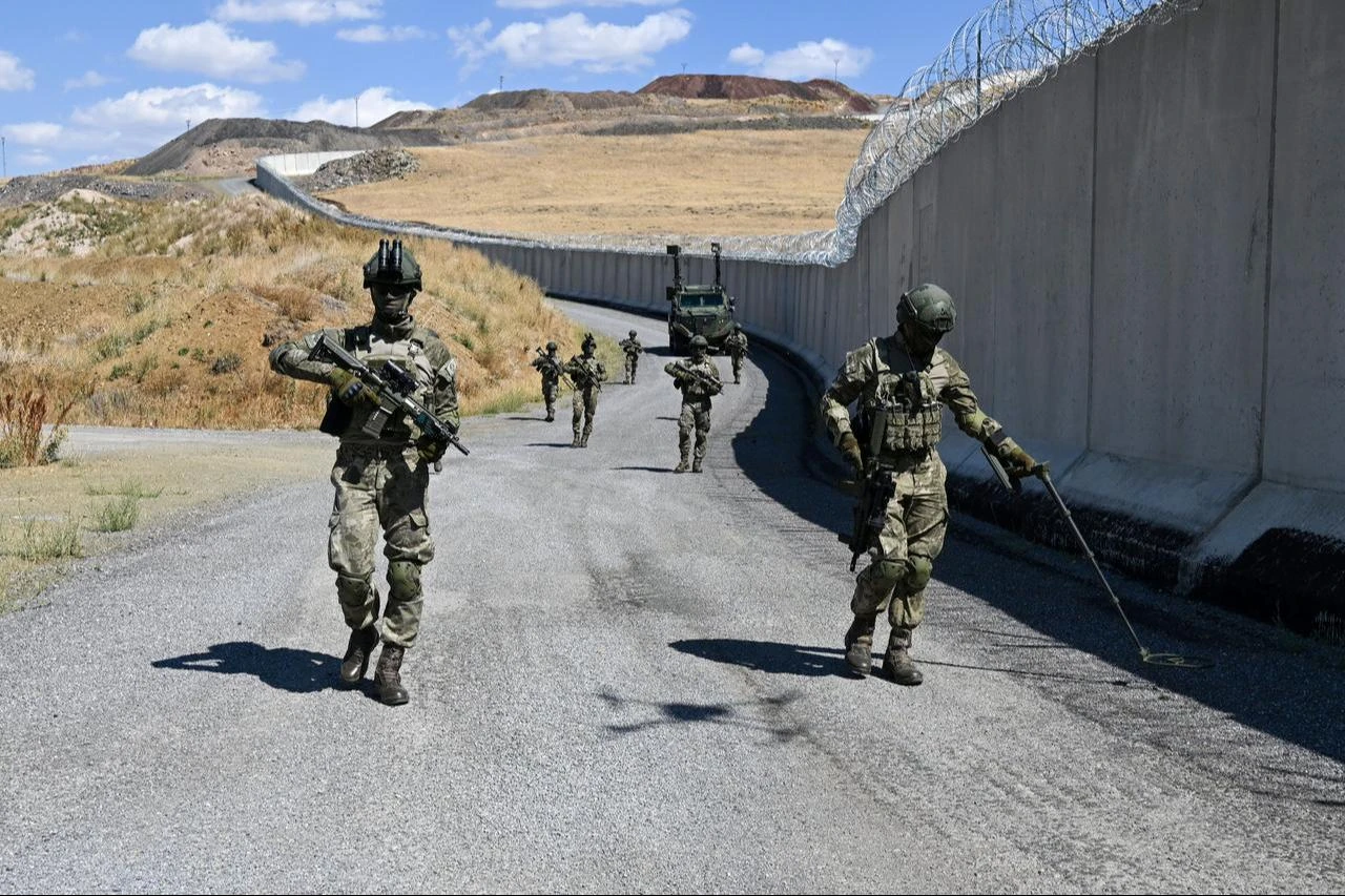 Turkish border units patrol the border, which is kept under control with security walls, trenches, ditches, and technological investments in Van, Türkiye, Sept. 16, 2025. (AA Photo)