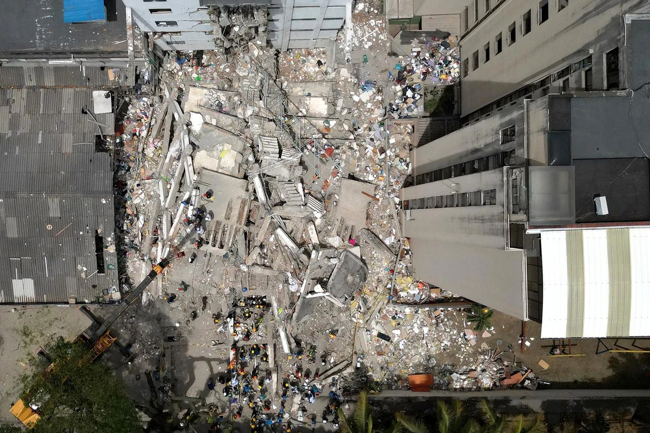 Colombia denies ideology behind limits on earthquake aid