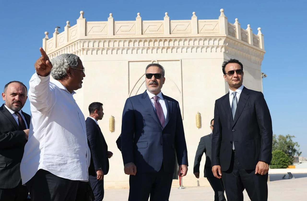 Turkish Foreign Minister Hakan Fidan visits the tomb of Omar Mukhtar, the national hero of Libya, in Benghazi, Libya, August 12, 2026. (Turkish Foreign Ministry/HO)