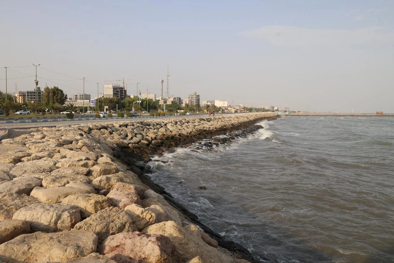 US 'miscalculated' due to fake intelligence on Hormuz, Iran says