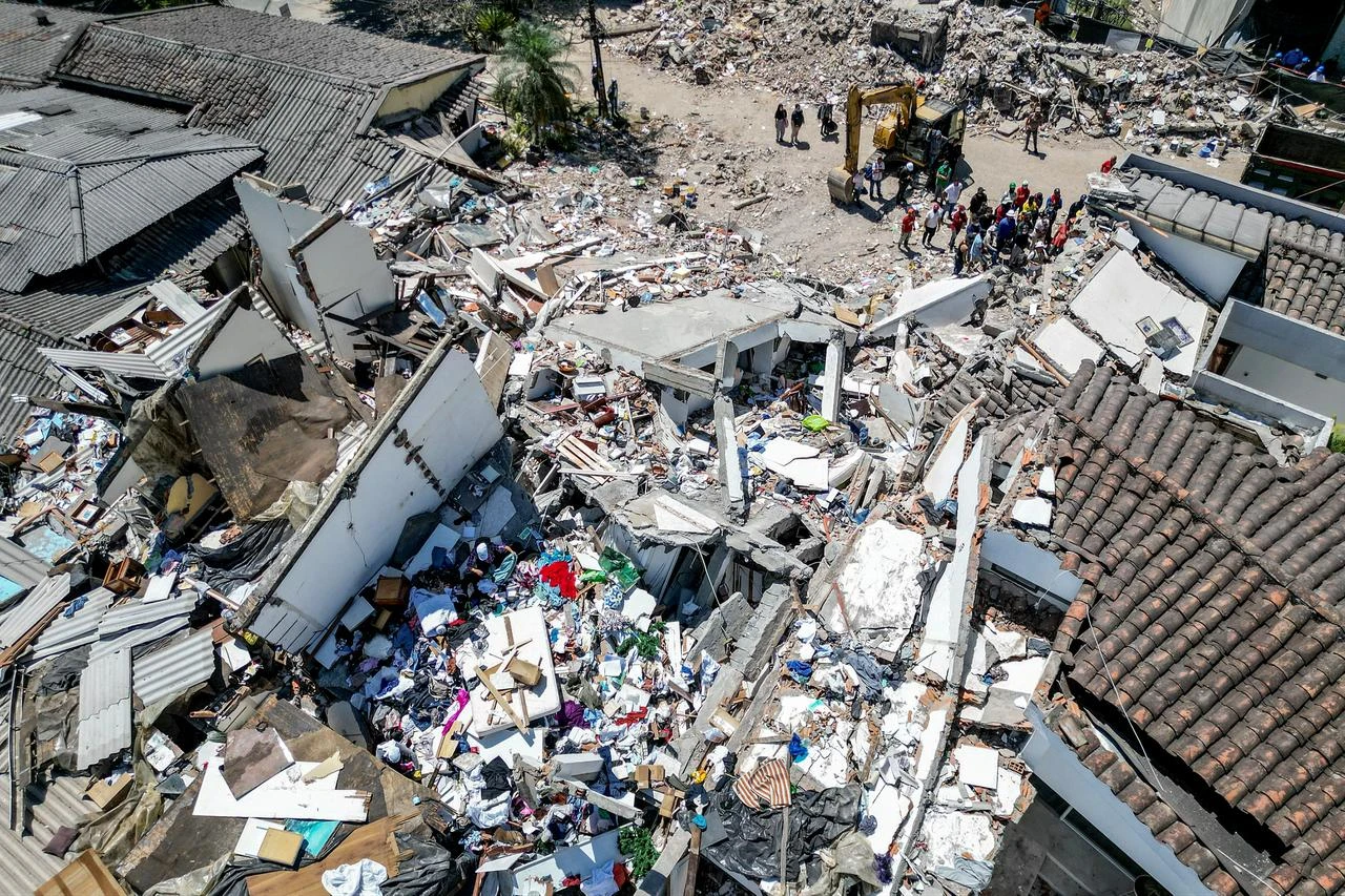 Colombia earthquake death toll rises to 281, hundreds missing