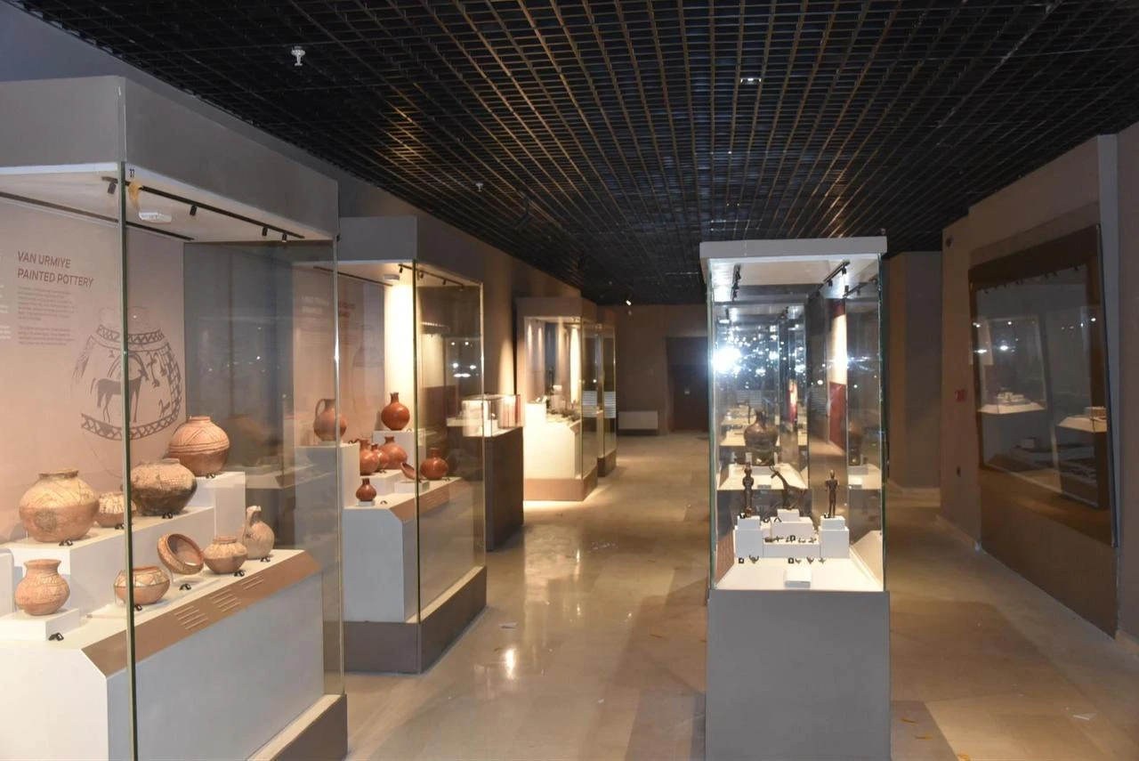 Ancient pottery and other archaeological artifacts are displayed in exhibition cases at the renovated Gaziantep Archaeology Museum, Gaziantep, Türkiye, Aug. 14, 2026. (AA Photo)