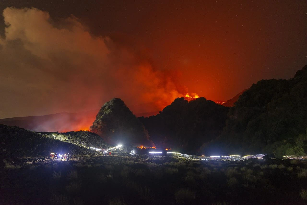 Mount Etna eruption grounds flights and shuts roads across Sicily