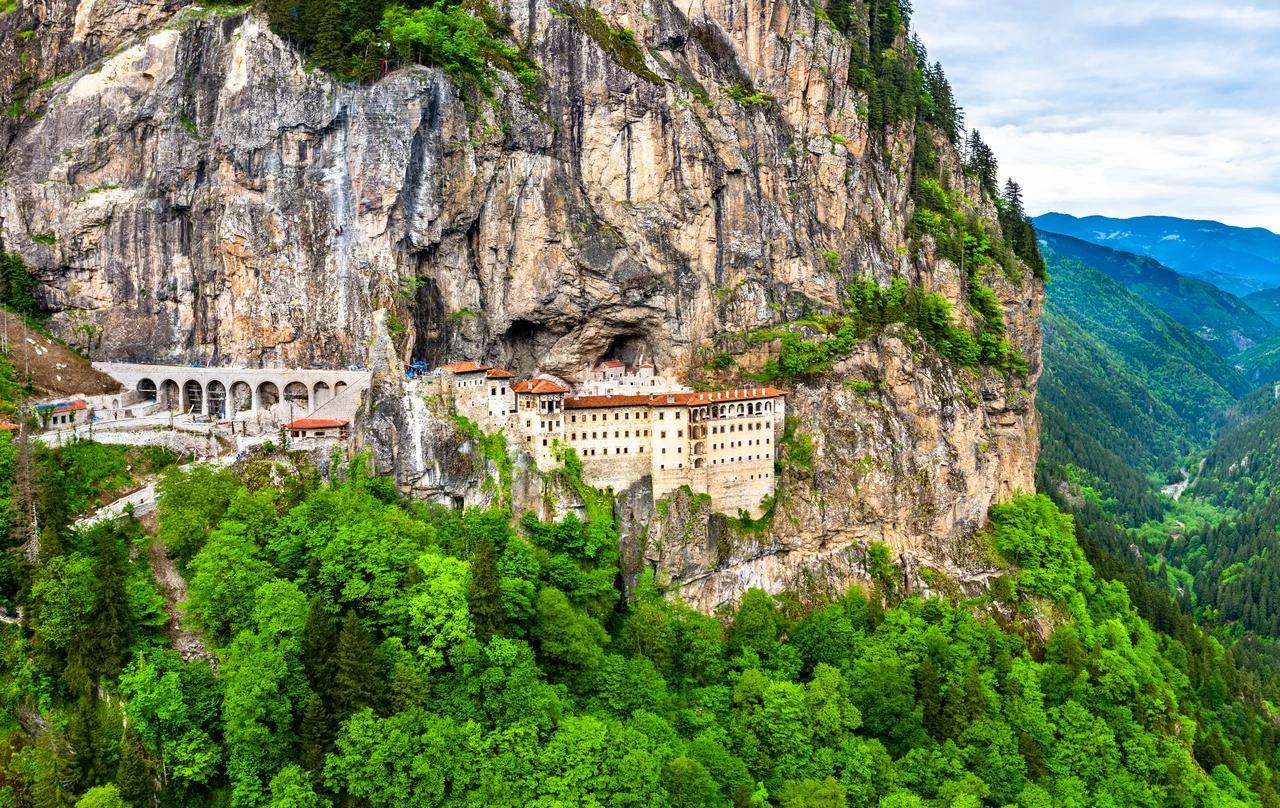 Sumela Monastery stands on a cliff overlooking the Altındere Valley in Trabzon, Türkiye. (Adobe Stock Photo)