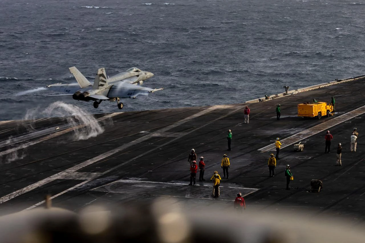 Trump dismisses concerns over conditions on USS Abraham Lincoln