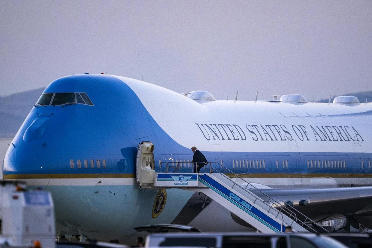 US intel officials found Trump threat not credible before plane switch in Ankara