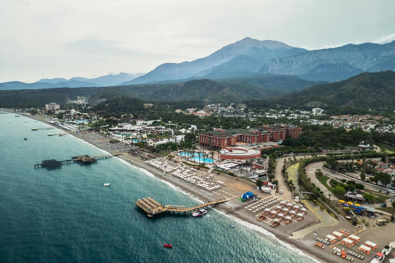Turkish beach resorts cut prices as Mideast war hits summer demand: Report