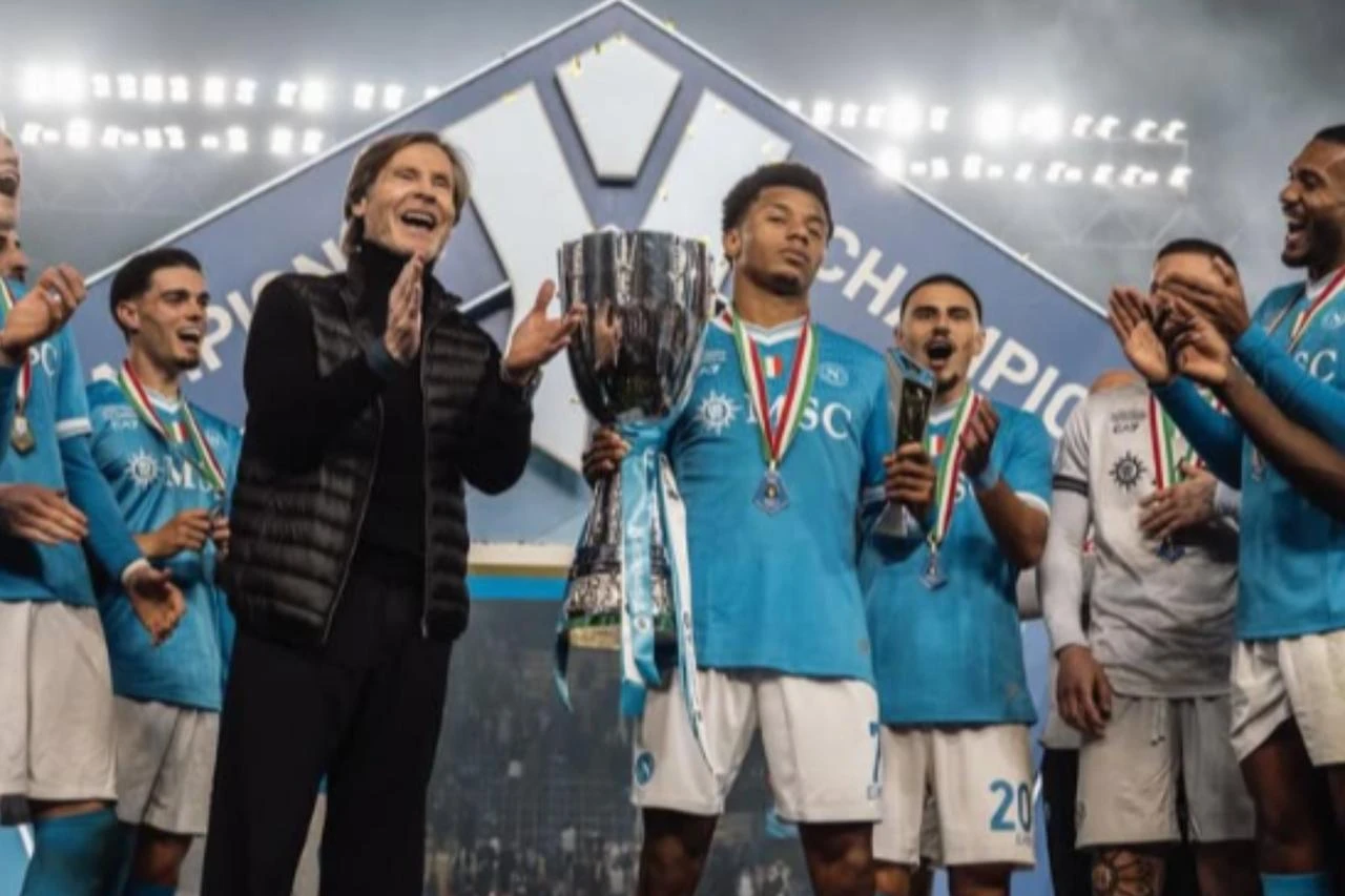 Besiktas sets sights on Napoli winger David Neres
