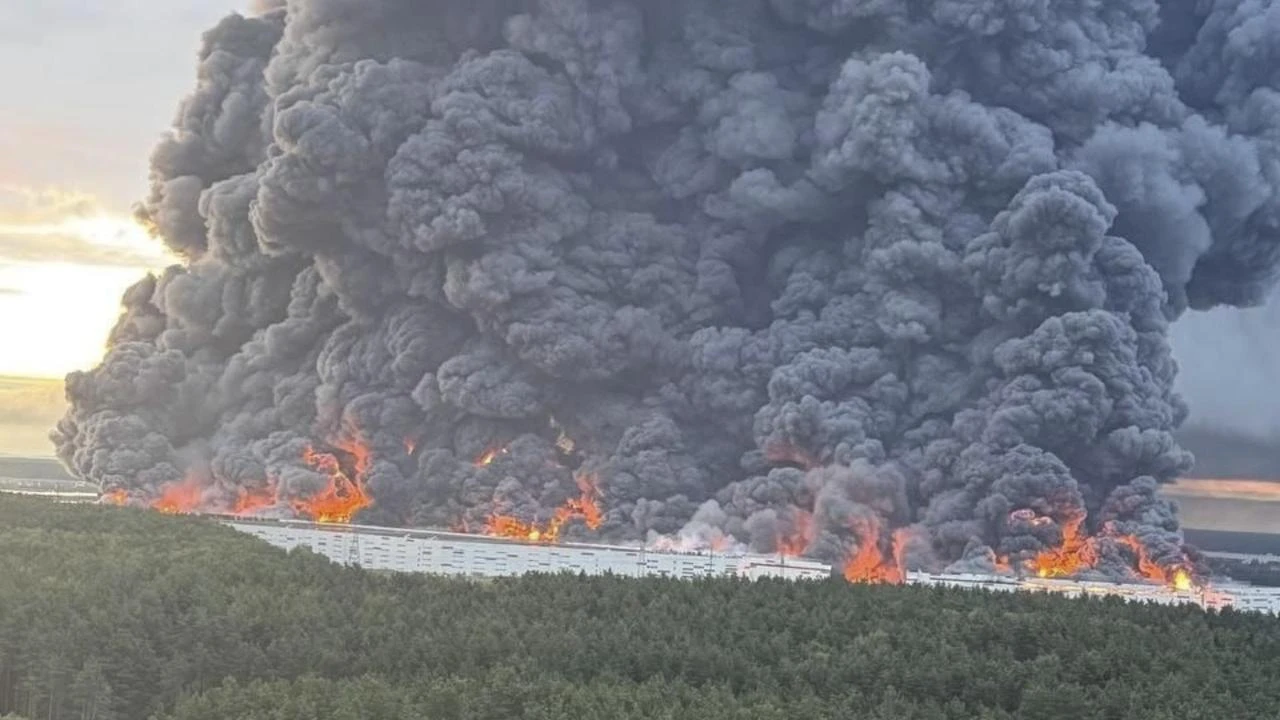 Russia and Ukraine trade overnight strikes, at least 10 killed