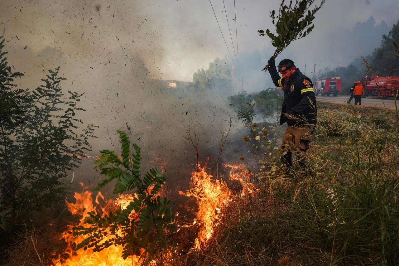 Two killed in forest fire on Greece's Salamis Island