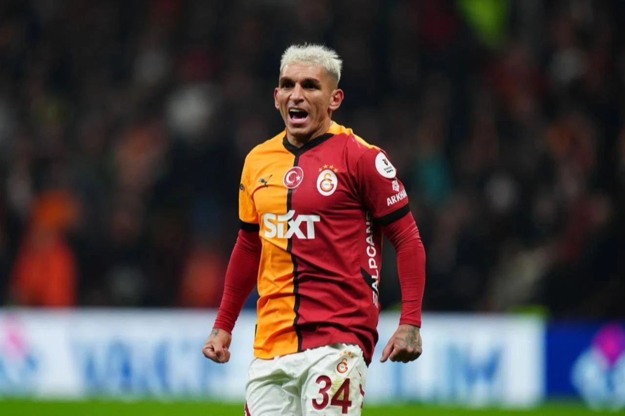 Galatasaray's Lucas Torreira reportedly seeks contract termination after assault dispute