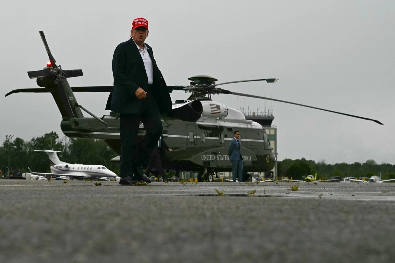 Trump threatens to bomb Oman over Hormuz