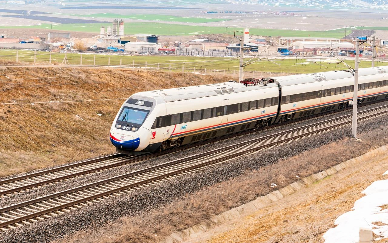 High-speed train operated by Türkiye's state-run railway operator TCDD travels toward Ankara from Istanbul in Polatli, Ankara, Jan. 12, 2019. (Adobe Stock Photo)