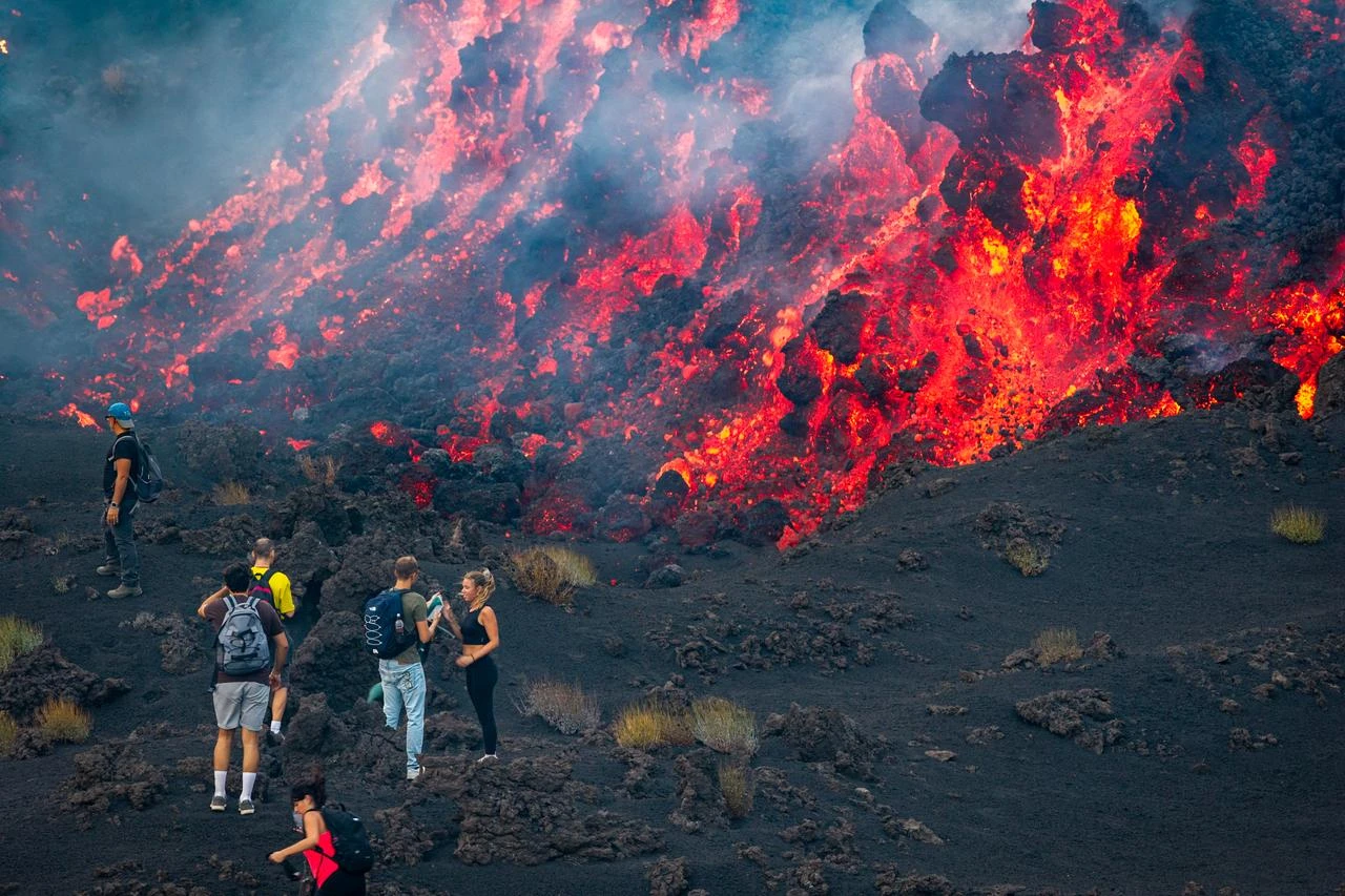 Lightning kills American hiker on Italy's Mount Etna