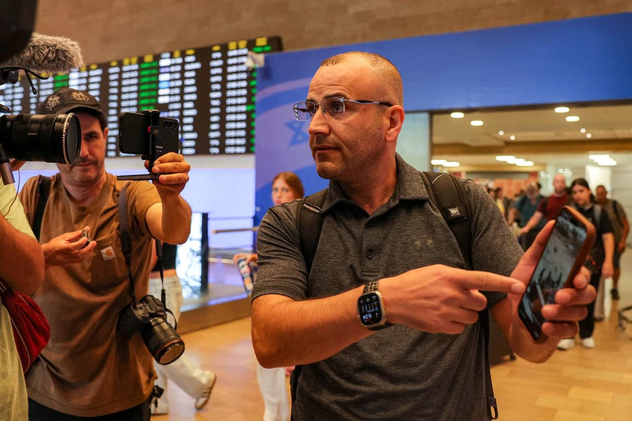 Palestinian American confronts Israeli illegal settler amid Qusra siege