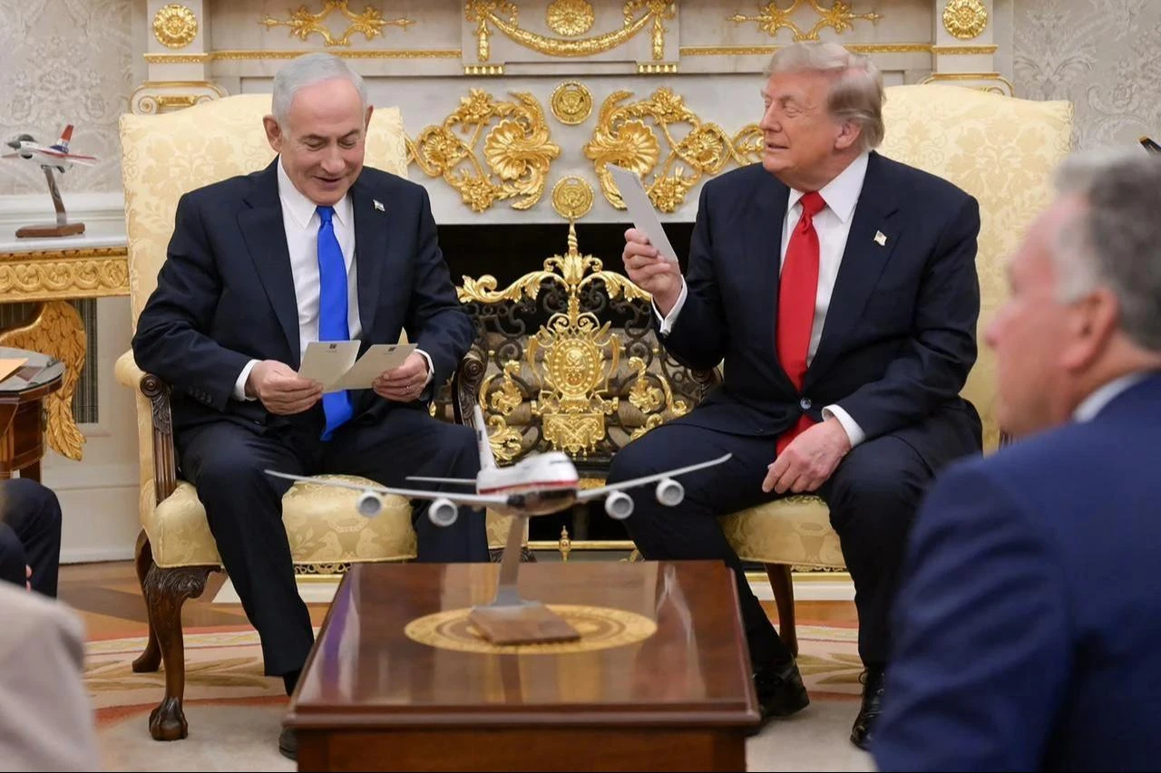 This handout picture released by the Israeli Government Press Office (GPO) Shows Israel's Prime Minister Benjamin Netanyahu (L) meeting with US President Donald Trump in the Oval Office of the White House in Washington DC, July 28, 2026. (Photo by GPO/HO/AFP)
