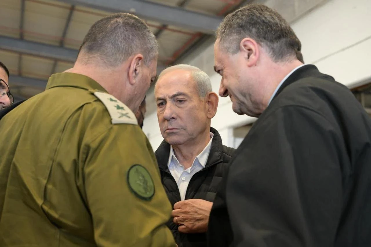 Zamir warns Israel will not let threats 'establish' near Syrian frontier