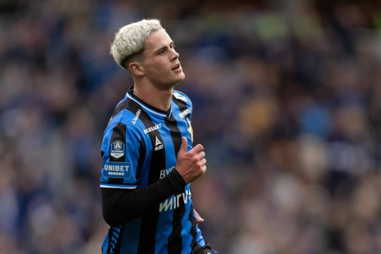 Galatasaray reportedly eyes Sirius striker Robbie Ure