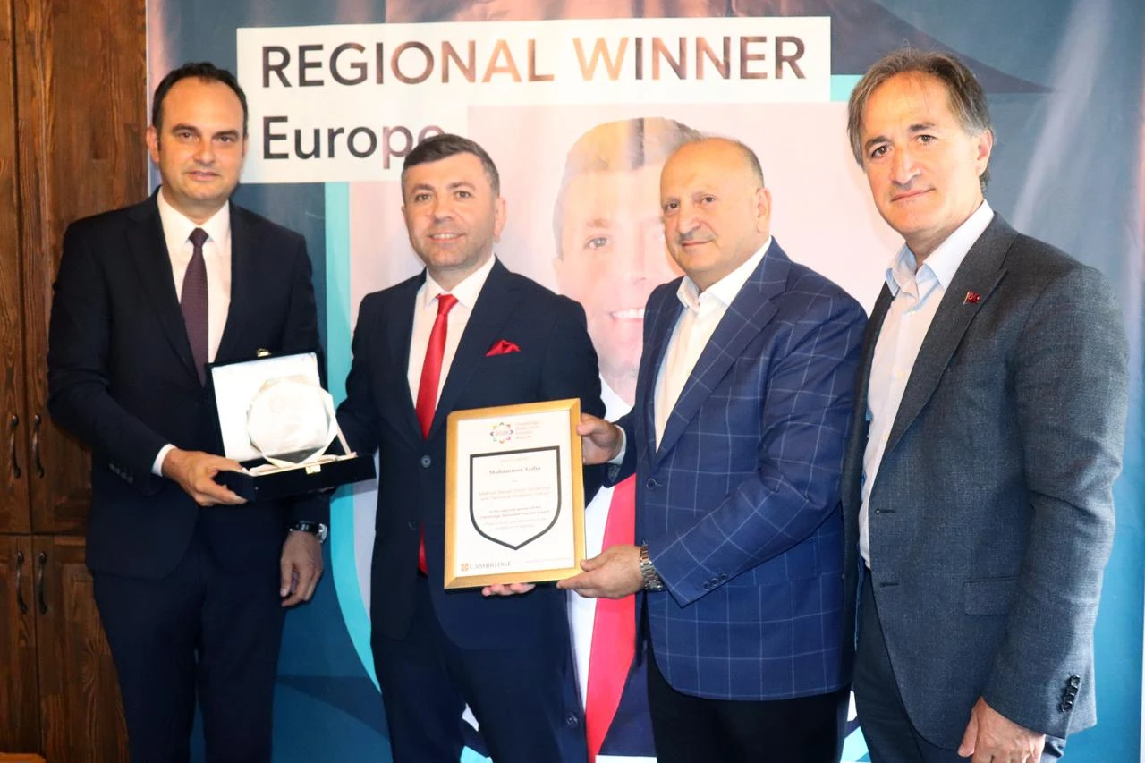 Ordu teacher wins Europe title in Cambridge awards
