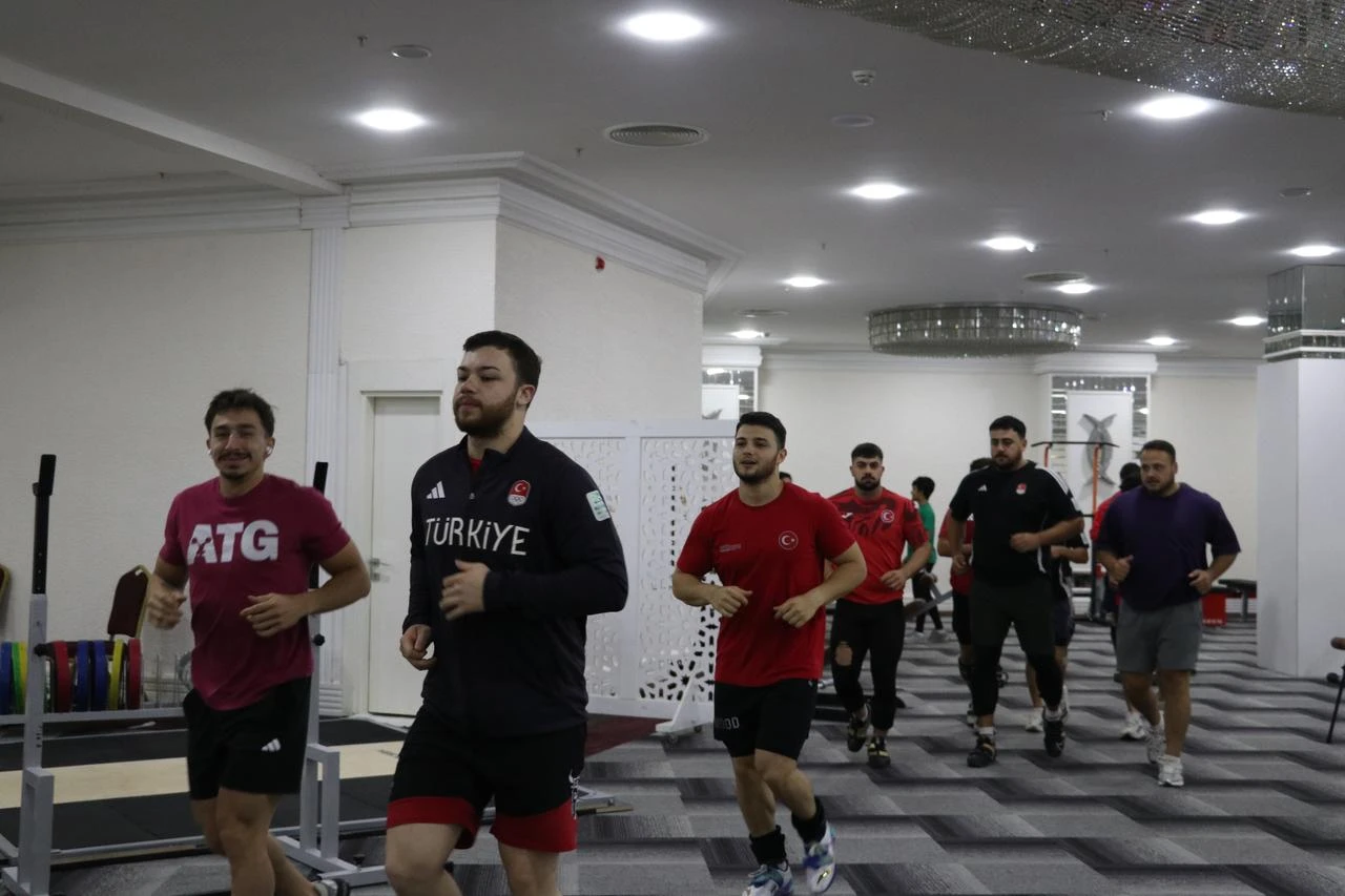Turkish weightlifters target medals at Mediterranean Games, world championship