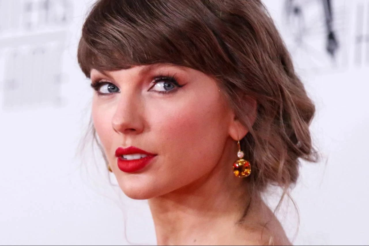 Honoree US singer-songwriter Taylor Swift attends the 55th Annual Songwriters Hall of Fame Induction and Awards Gala in New York on June 11, 2026. (AFP Photo)