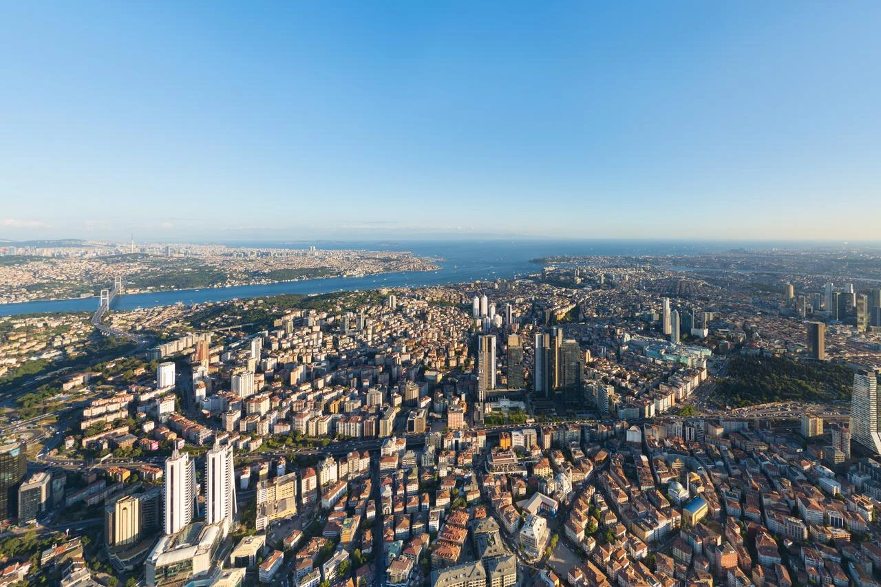 Quake swarm shakes Istanbul with over 30 tremors in 24 hours