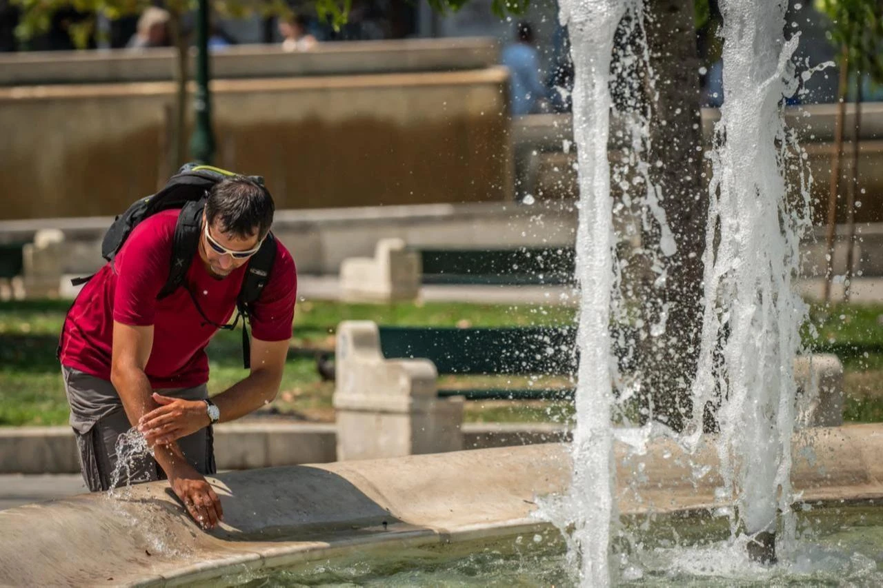 Extreme heat undermines mental health, doctor warns
