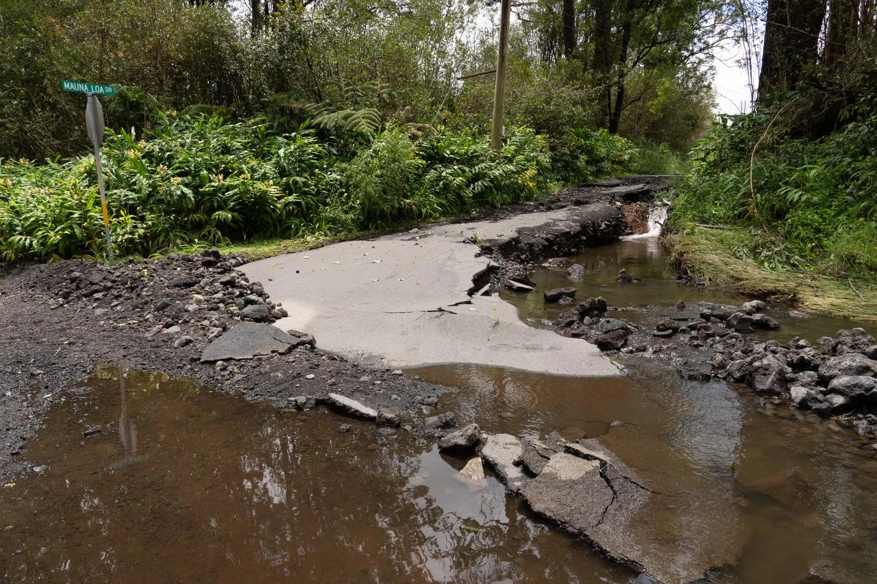 A road damaged by Hurricane Lala is seen in Mountain View, Hawaii, on August 16, 2026. (AFP Photo)