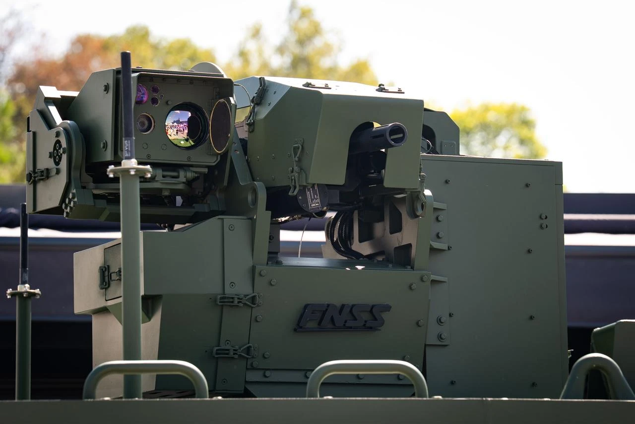 The multi-purpose modular unmanned amphibious vehicle "U-MAV," developed by Turkish defense firm FNSS, is displayed during Teknofest Blue Homeland at the Golcuk Naval Shipyard in Golcuk district of Kocaeli, Aug. 20, 2026. (AA Photo)