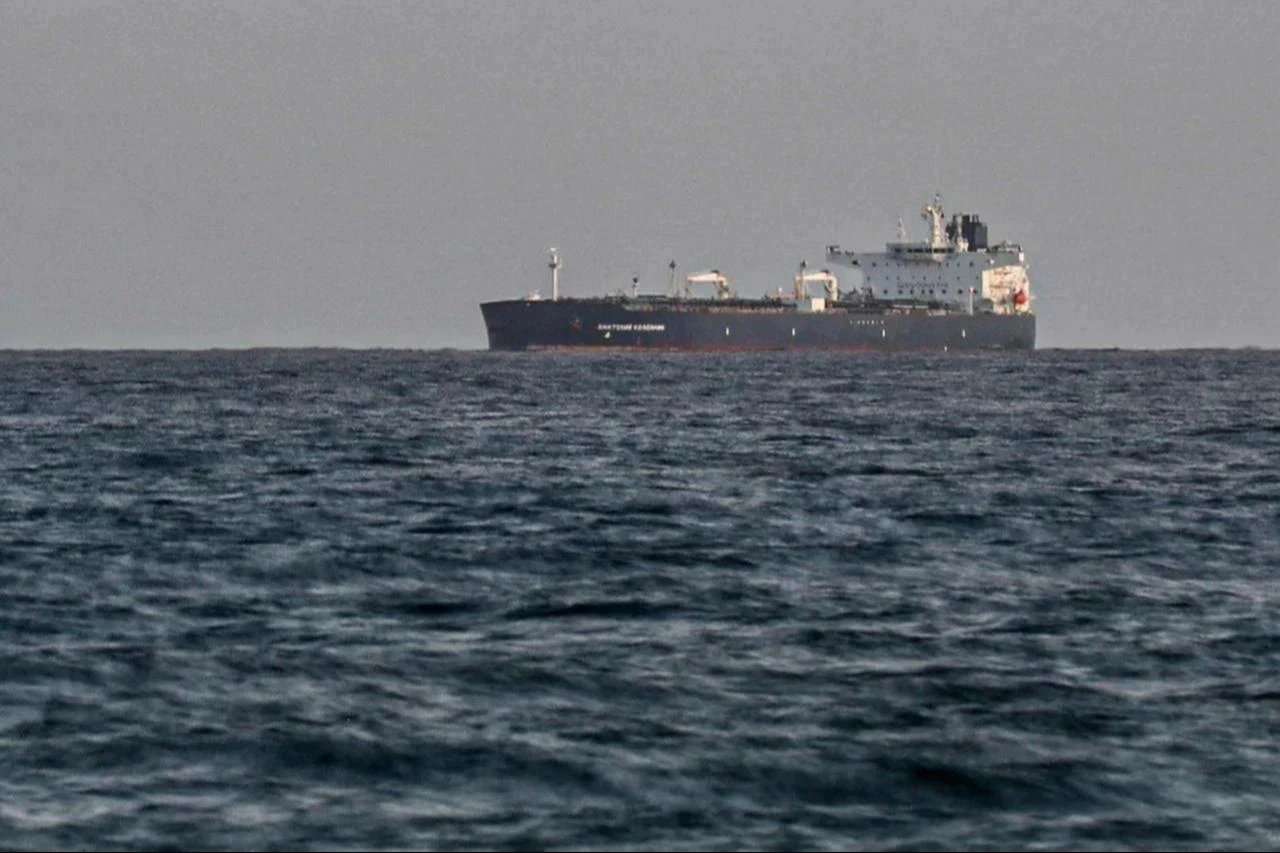 The Russian oil tanker Anatoly Kolodkin is standing in for the port of Matanzas, northwestern Cuba, March 31, 2026. (AFP Photo)