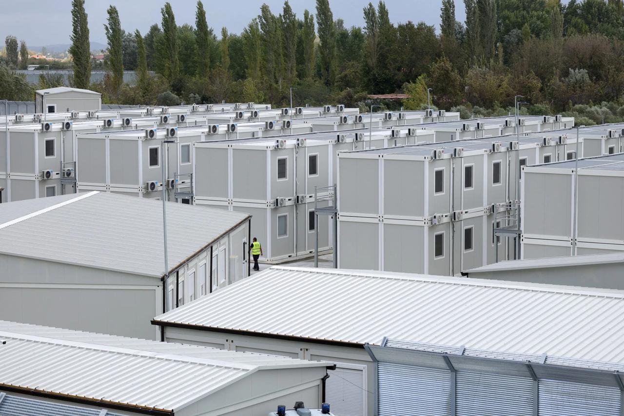 Amnesty urges Italy to end Albania migrant detention deal
