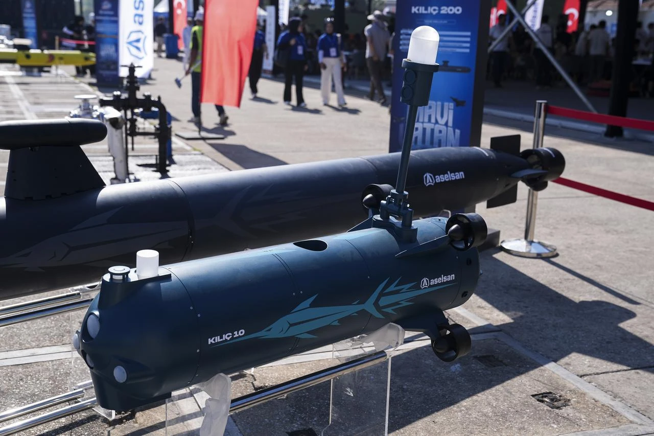 Kamikaze autonomous underwater vehicle KILIC10 and KILIC200 are exhibited at Teknofest Blue Homeland at the Golcuk Naval Shipyard Command in Kocaeli, Türkiye, Aug. 20, 2026. (AA Photo)