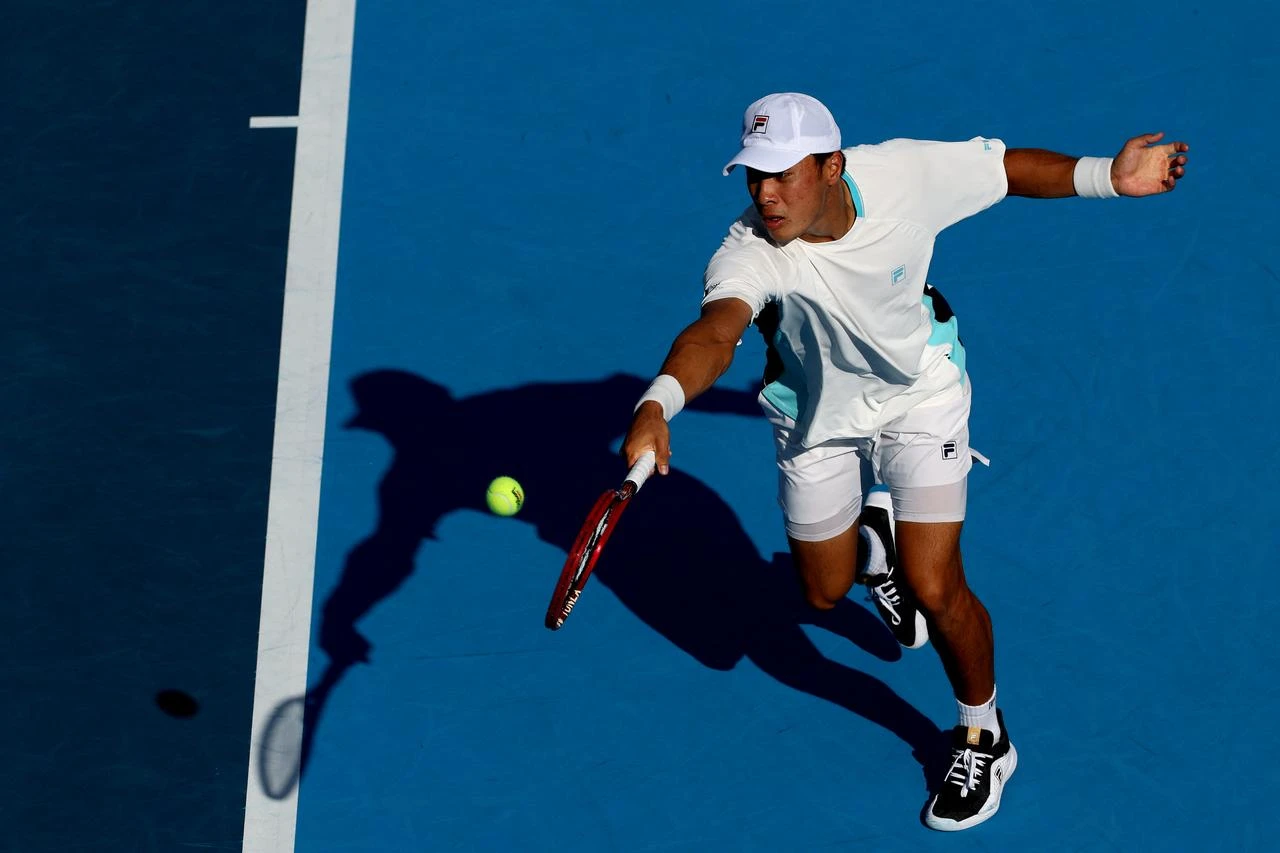 Nakashima and Bejlek stun seeded rivals to reach Cincinnati semifinals