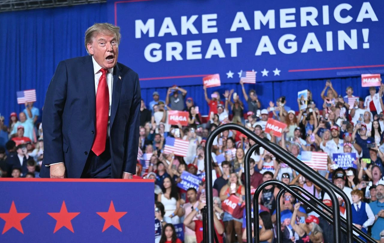 US President Donald Trump arrives to speak during a campaign rally for US Senator Darline Graham at Myrtle Beach Convention Center in Myrtle Beach, South Carolina on August 21, 2026. (AFP Photo)