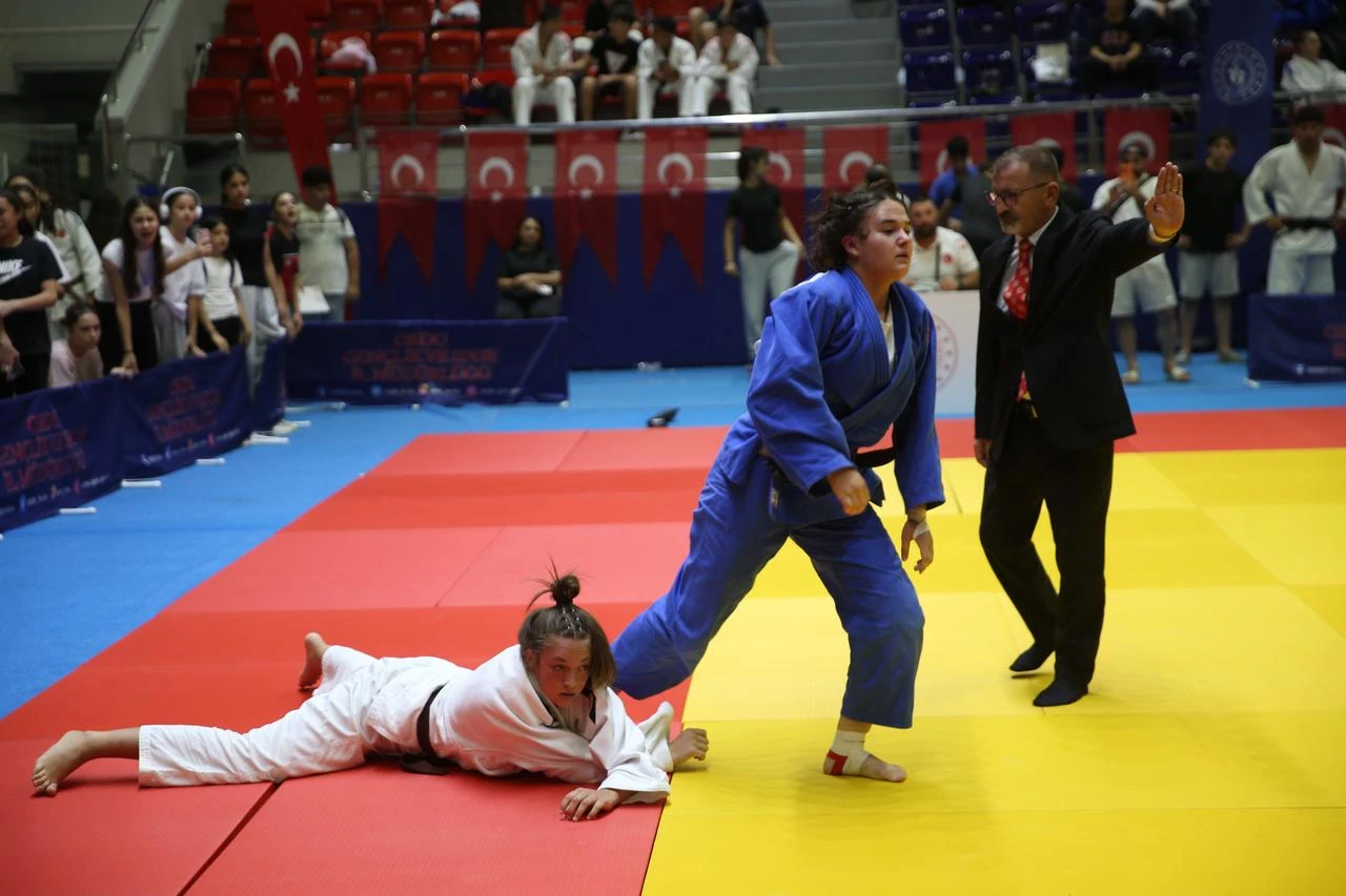 International judo tournament opens in Ordu, Türkiye