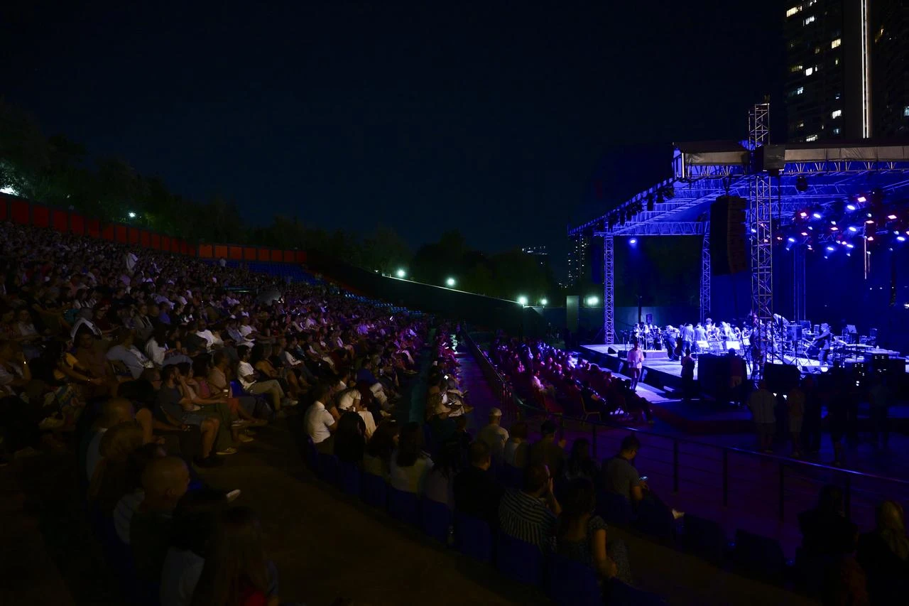 Hatay Academy Symphony Orchestra performs works by Lebanese singer Fairuz during a concert in Ankara, Türkiye, Aug. 23, 2026. (AA Photo)