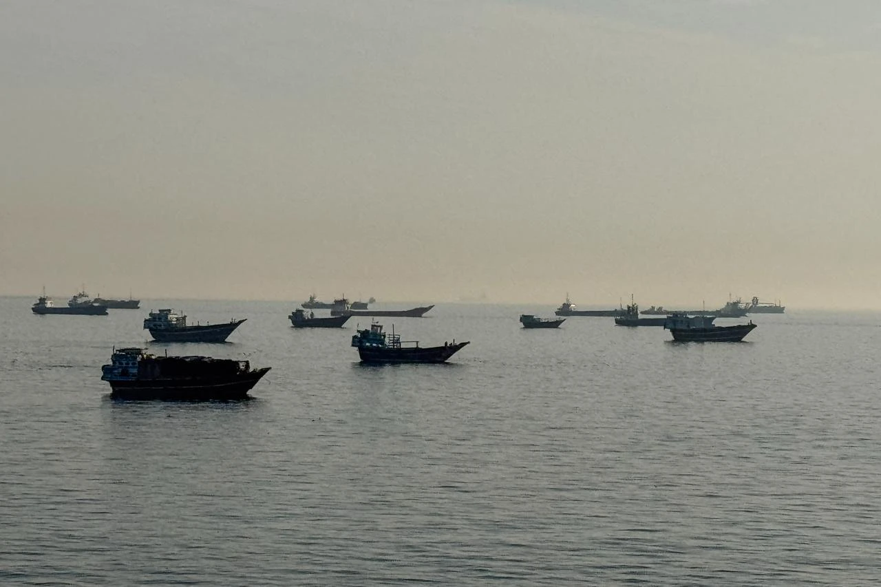 Oman's top diplomat to visit Tehran for talks on Strait of Hormuz