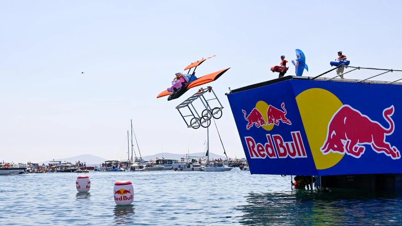 Red Bull Flugtag returns to Istanbul after 4-year gap