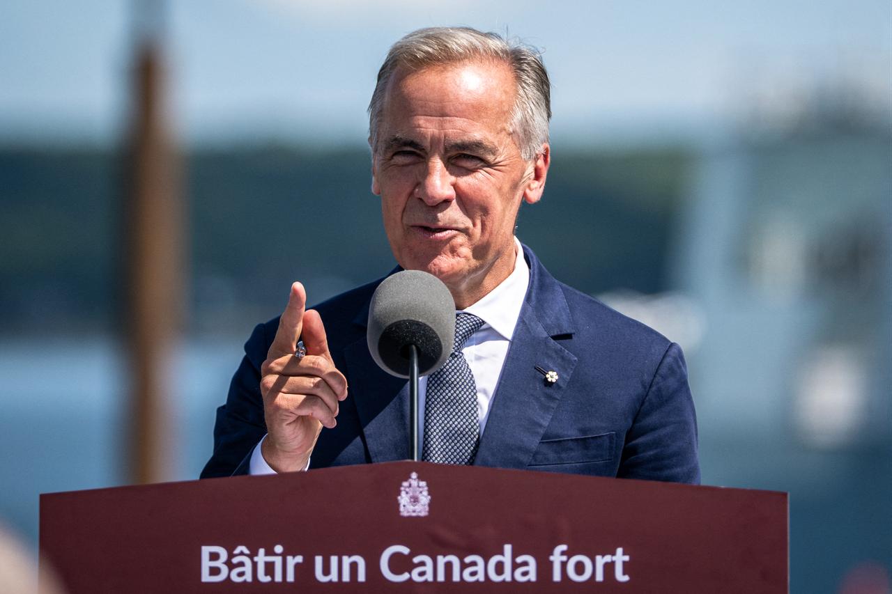 Canadian Prime Minister Mark Carney speaks about the trade dispute with the United States at the Davie Shipyard in Levis, Quebec, Canada on August 24, 2026. (AFP Photo)