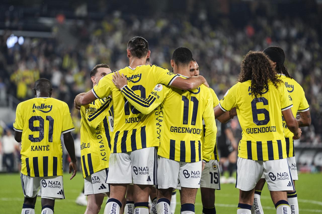 Fenerbahce eyes Champions League spot against Lyonnais