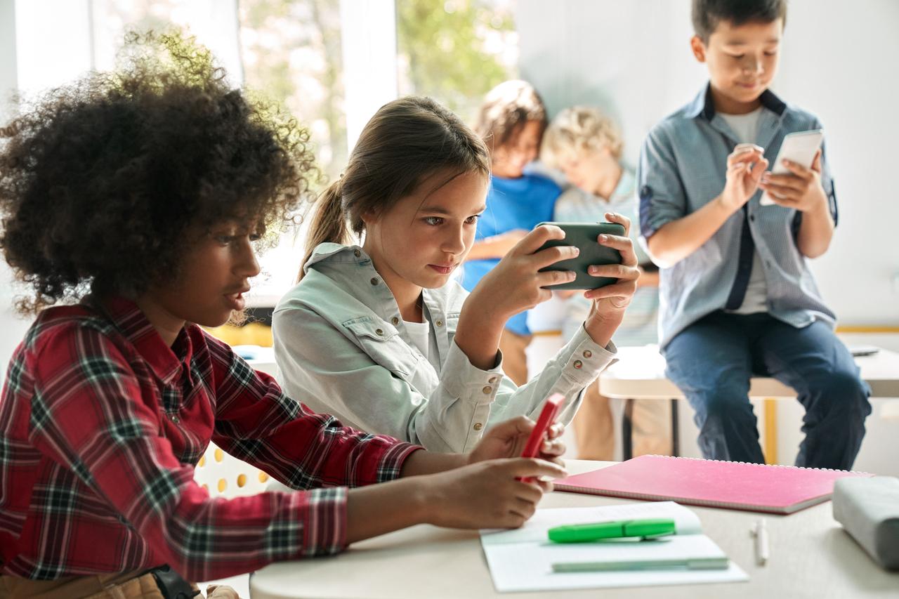 Australian children defy world-first social media ban, data shows