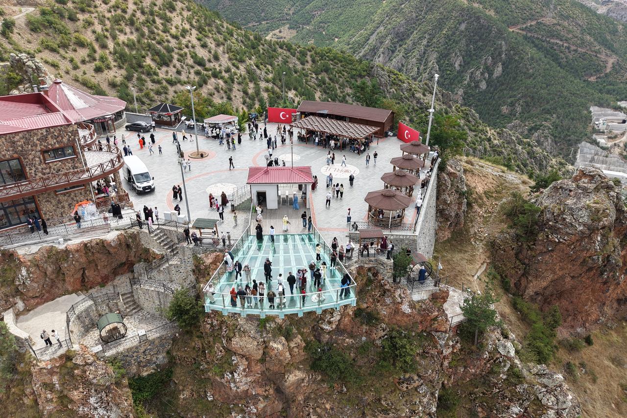 Gumushane glass sky deck lures nearly 68,000 visitors this season