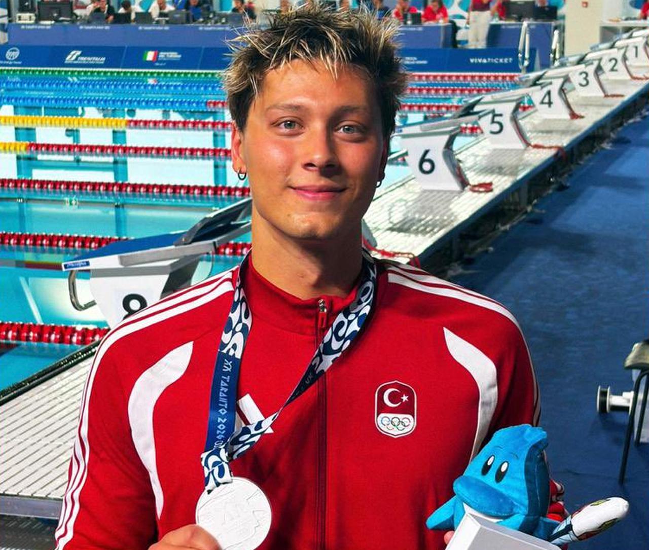 Berke Saka wins silver in the men's 200-meter individual medley at Mediterranean Games in Taranto, Italy, Aug. 25, 2026. (Photo via Team Türkiye)