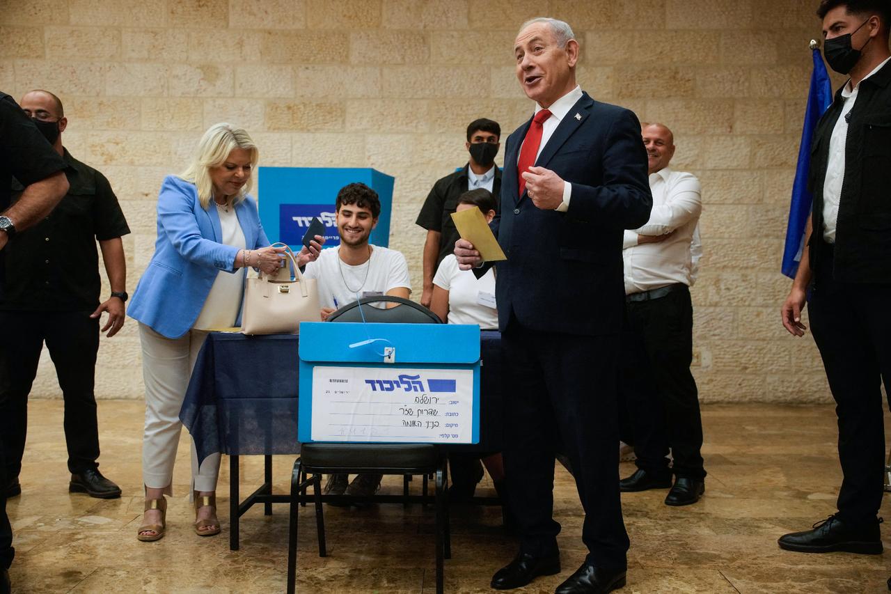 Netanyahu says Likud could lose election ‘unless something changes’