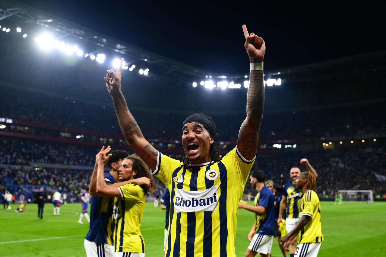 Archie Brown celebrates at the end of the UEFA Champions League playoff match between Olympique Lyon and Fenerbahce at Groupama Stadium in Lyon, France, Aug. 26, 2026. (AA Photo )