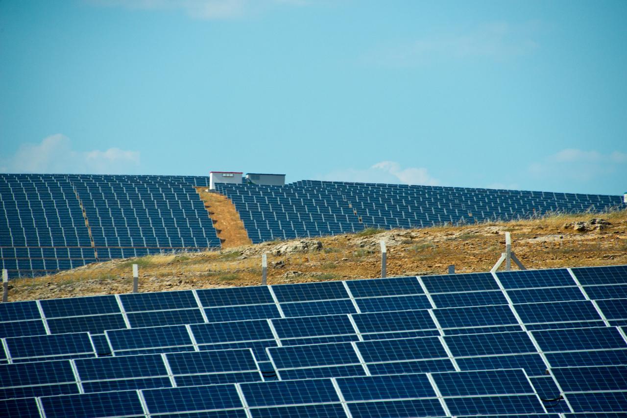 Türkiye's solar power generation hits all-time monthly high in July