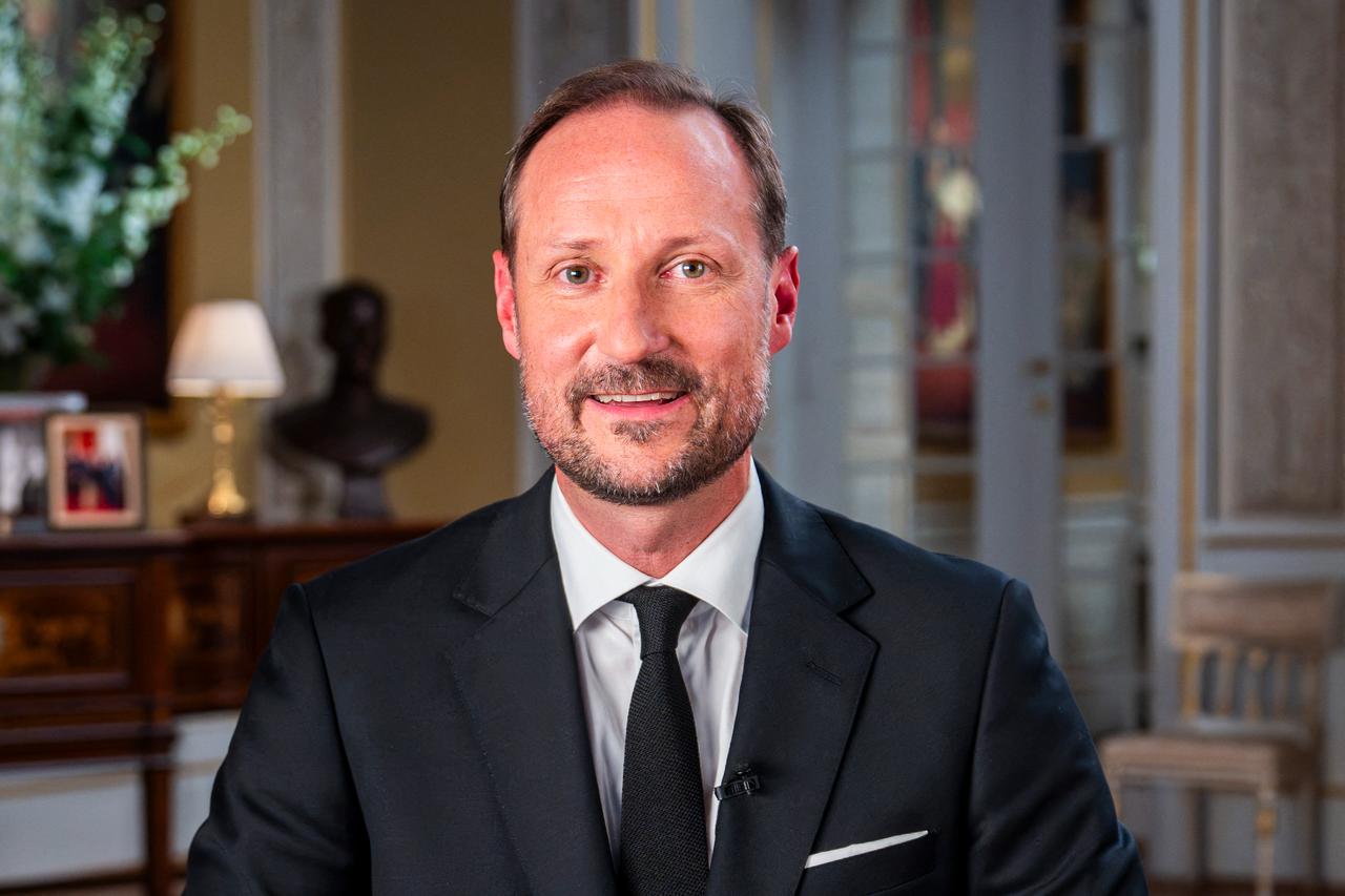 Norway's King Haakon VIII pays tribute to late father in first address