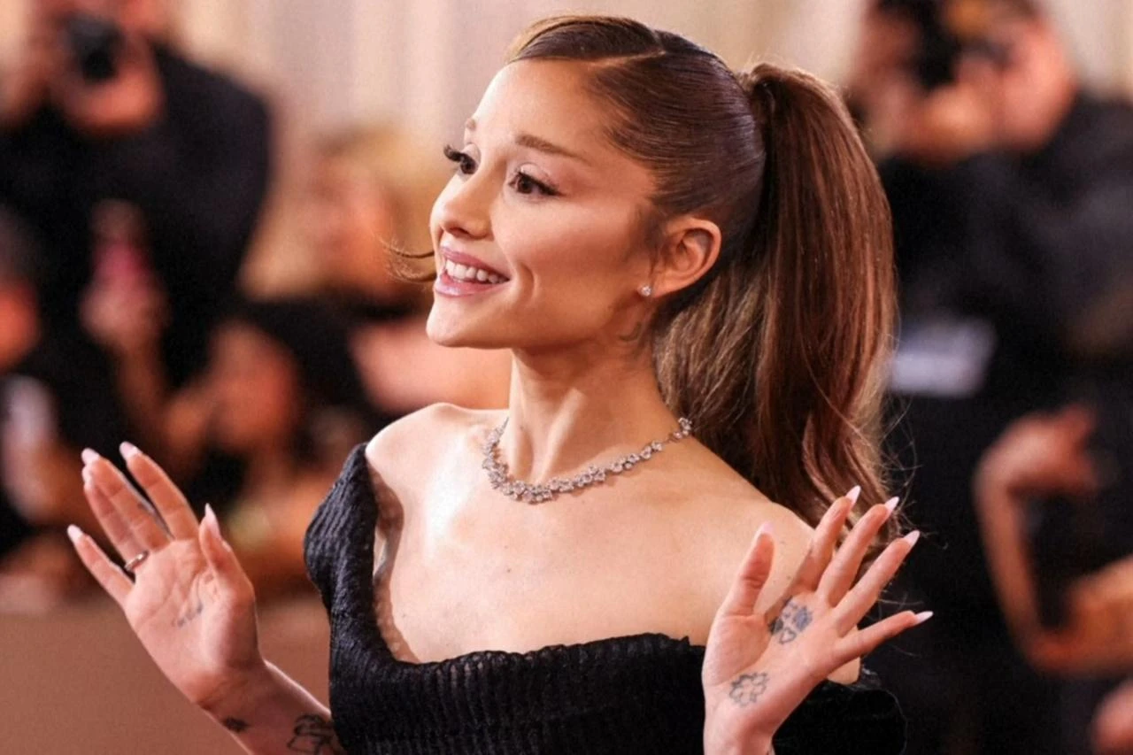Ariana Grande withdraws from West End musical debut